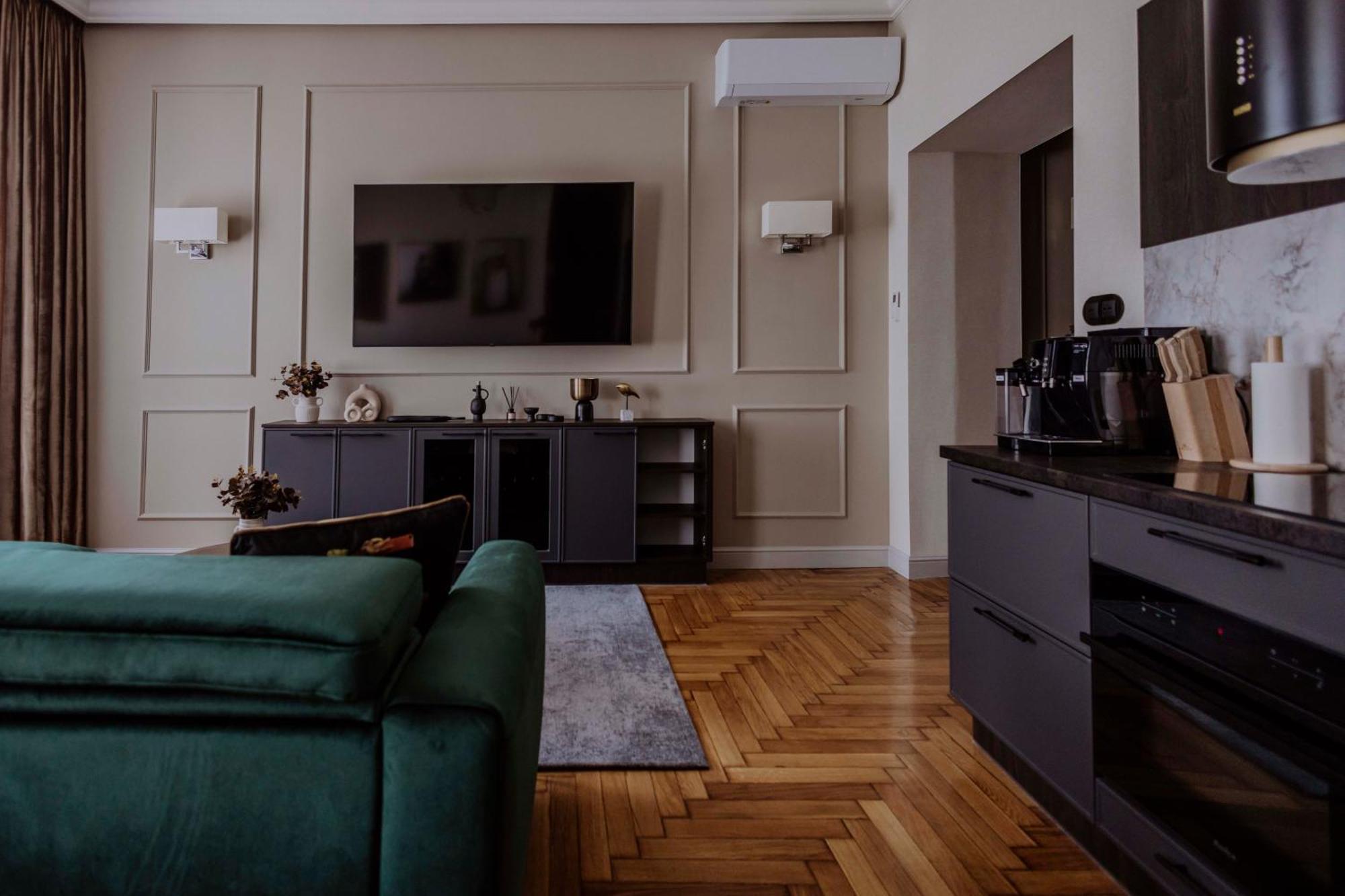 Crown Pearl - Wonderful Apartment, 110Scm, 4 Rooms Cracovia Esterno foto